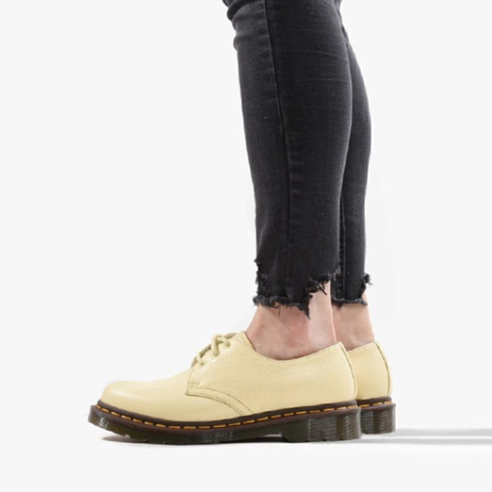Dr. Martens Shoes 1461 Pastel Yellow Virginia Leather Oxford